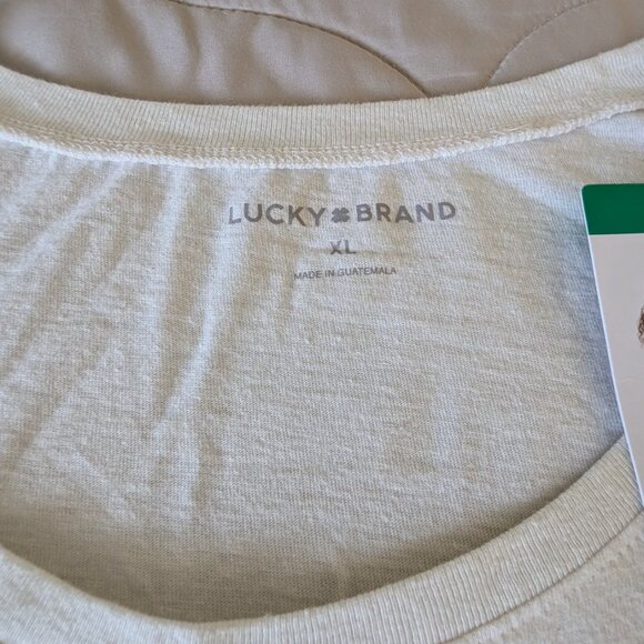 New Lucky Brand Butterfly Graphic Tee - Size XL - Picture 3 of 6